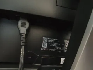 Monitor Dell Negro 24'' con altavoz incorporado