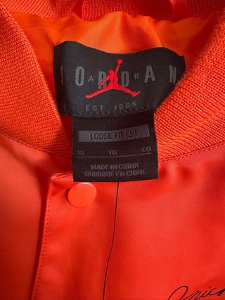 Chaqueta Bomber Jordan Naranja