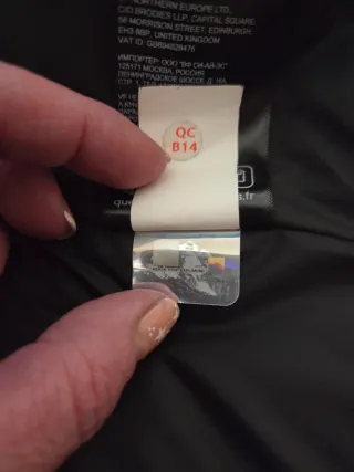 The North Face Parka Negra con Aislamiento Sintéti