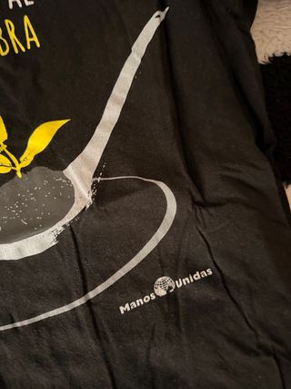Camiseta Negra Manos Unidas Talla M