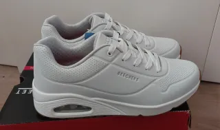 Sapatilhas Skechers Uno Stand on Air Brancas