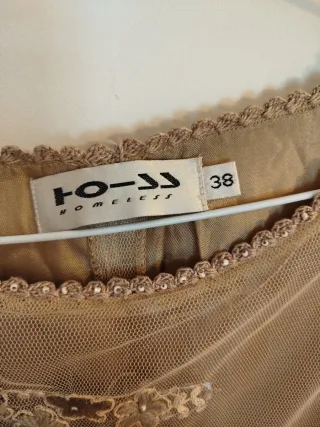 Vestido transparente con bordado floral