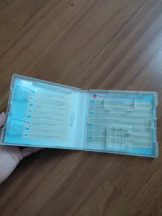 Caja vacía Pokémon Edición Negra 2