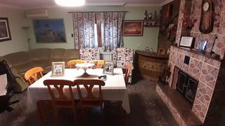 Chalet en venta en Yecla