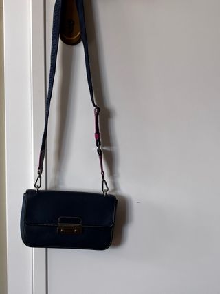Bolso Carolina Herrera Piel y Bandolera Tejido