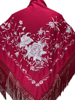 Manton Flamenco burdeos con Bordado Flores Blancas