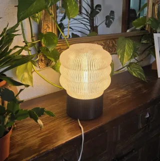 Lámpara de mesa moderna | luz ambiente cálida