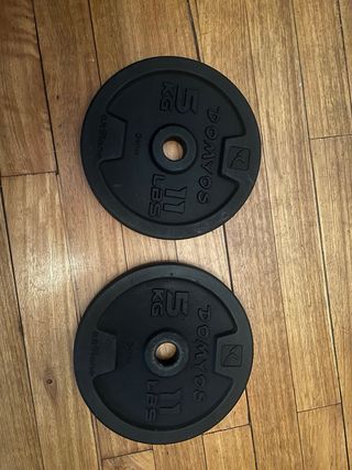 Barra musculación + 2 discos 10Kg y 2 discos 5Kg