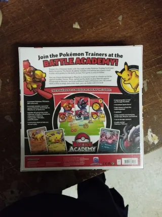 Caja de Colección Pokémon TCG Battle Academy (UK)