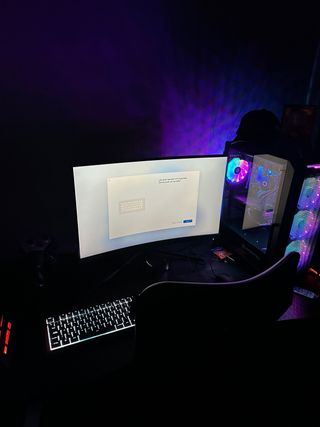 PC y Monitor Poco Uso