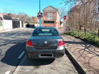 Fiat Linea 1.4 77CV  -  GLP pegatina ECO