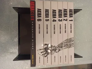 AKIRA Cofre 30 Aniversario