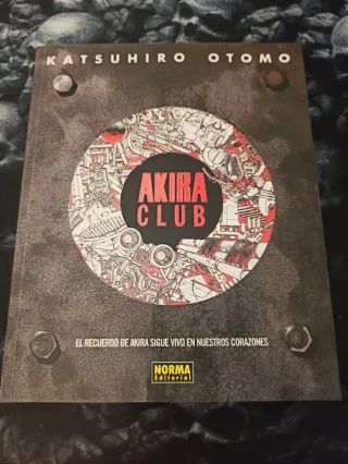 AKIRA Cofre 30 Aniversario
