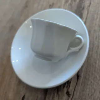 Taza de café y pato de La cartuja de Sevilla