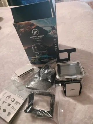 Cámara Deportiva LH Negra y Plateada