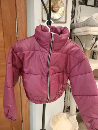 Chaqueta polipiel morada