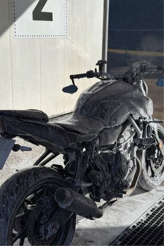 YAMAHA MT07 2022 16.000km