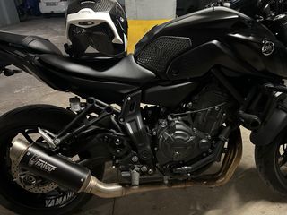YAMAHA MT07 2022 16.000km
