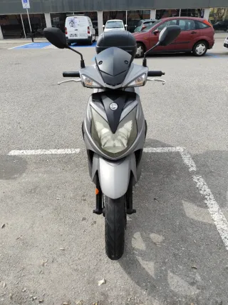 SYM Symphony 50 SR Scooter Automática