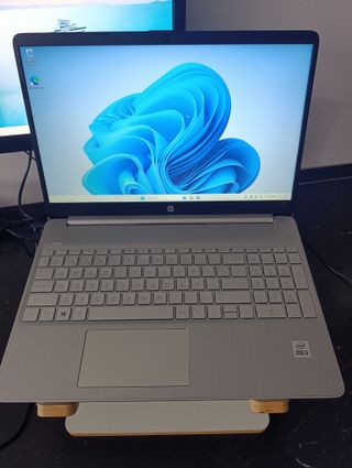 ORDENADOR PORTATIL HP