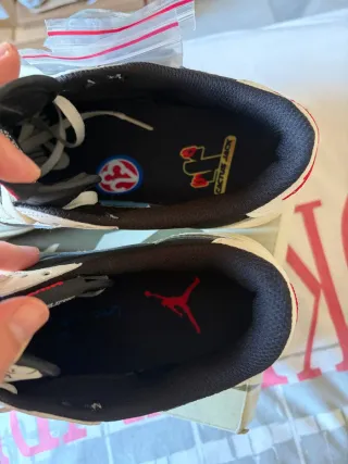 Nike jordan Travis Scott