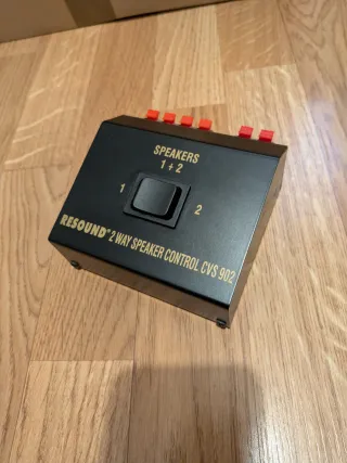 Resound CVS902 Conmutador Altavoces 2 Pares