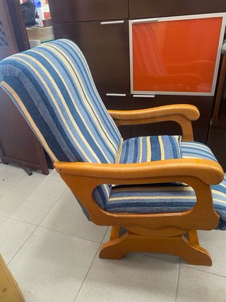 Pareja Mecedoras Madera y Tela