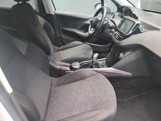 Peugeot 2008 Allure 1.6 BlueHDi 100