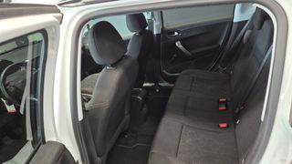 Peugeot 2008 Allure 1.6 BlueHDi 100