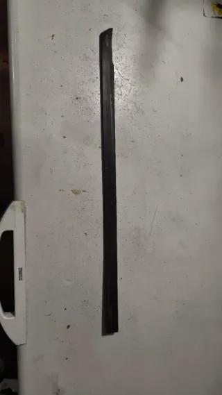 Moldura Puerta Trasera Derecha