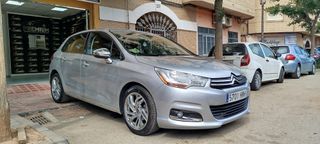 Citroen C4 2012 solo 164000 kilometros