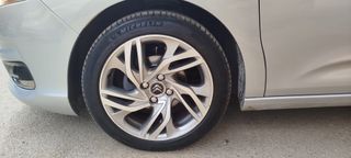 Citroen C4 2012 solo 164000 kilometros