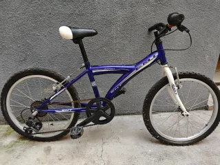 Bicicleta infantil EMT azul