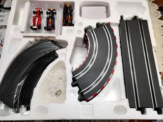 2 Scalextric Carrera GO!!! F1