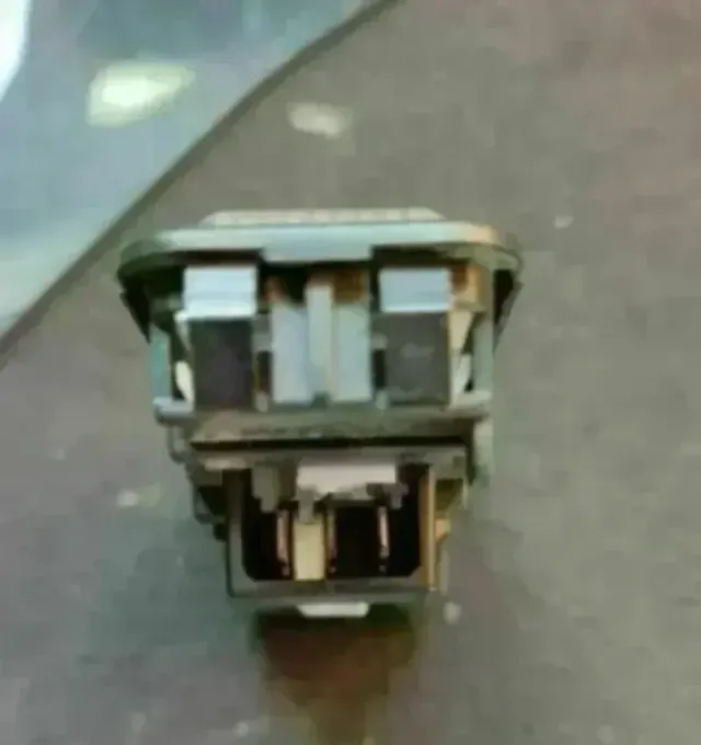 Luz techo Citroen Saxo AX ZX Peugeot 205 309 405