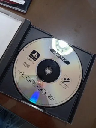 Silent Hill Platinum PAL PS1 Español