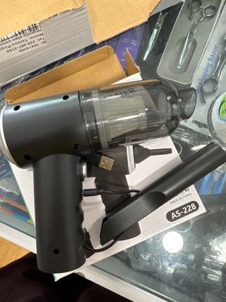 Mini aspirapolvere 3 in 1 ne ho comprato uno stock