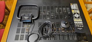 Amplificador Sintonizador Onkyo para cine en casa