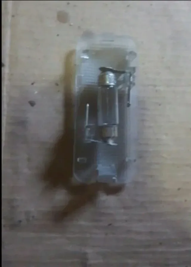 Luz maletero guantera Peugeot 205 405 Citroen AX