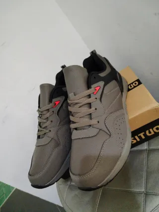 Scarpe uomo sportive casual N.44