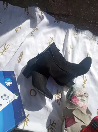 Botín térmico chica negro talla 40