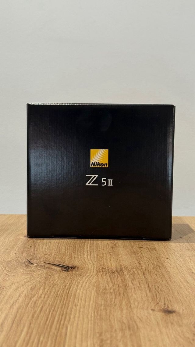 SIN USAR Nikon Z5 II Cuerpo