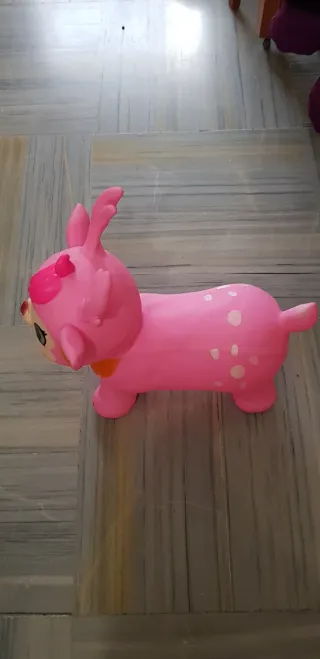 Reno saltador infantil rosa