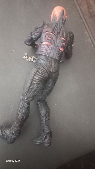 3 Figuras Hellraiser NECA Pinhead Chatterer Stitch