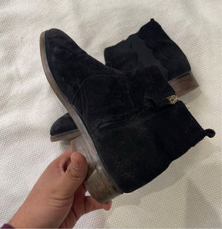 Botines negros Massimo Dutti