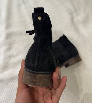 Botines negros Massimo Dutti