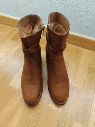 Botines mujer, no tienen marca.