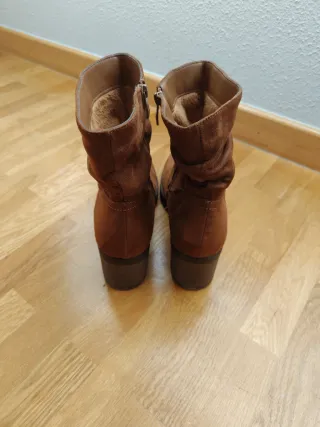 Botines mujer, no tienen marca.