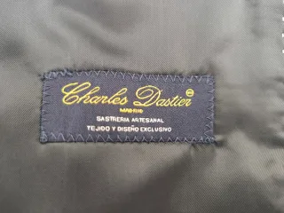 Traje de hombre azul