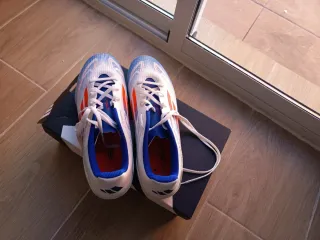 Botas fútbol multitacos Adidas F50